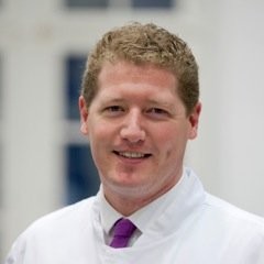 Dr. med. Clemens Kösters Headshot