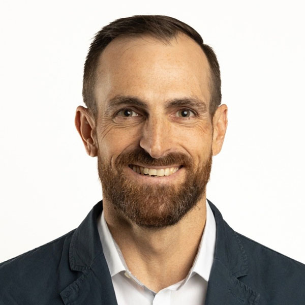 Prof. Dr. Maurice Balke Headshot