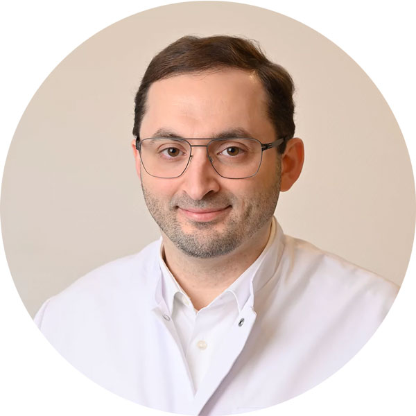 Prof. Dr. med. Nael Hawi Headshot